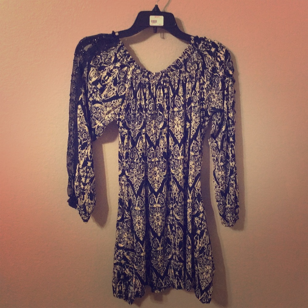 Boutique top. Small